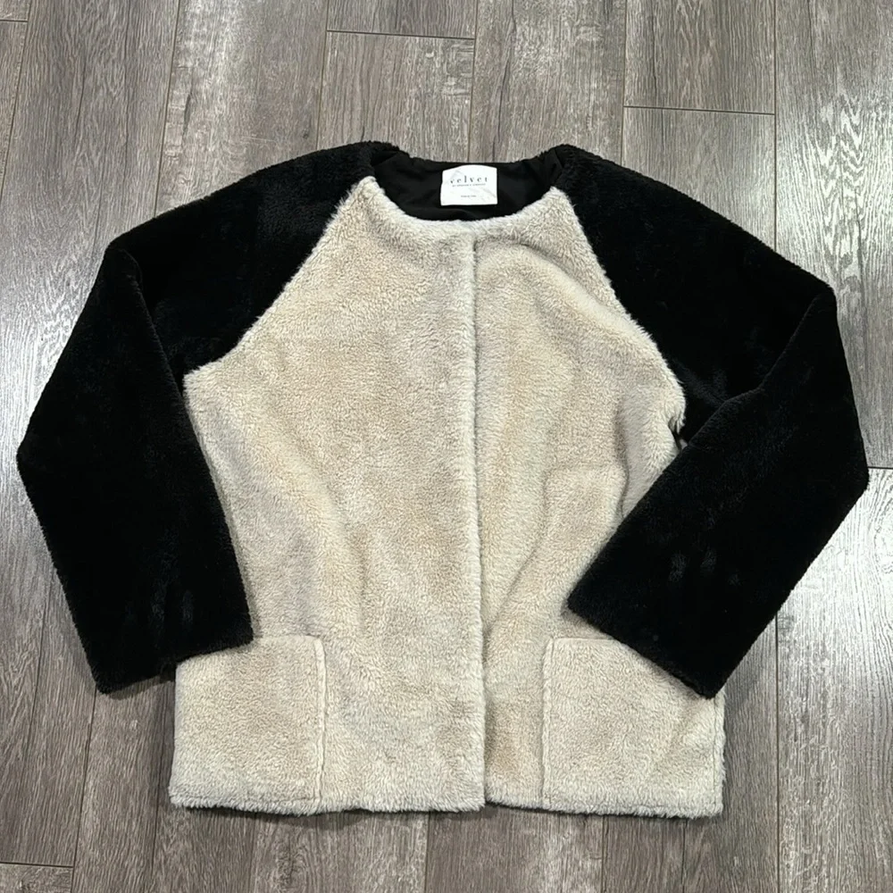 Velvet by Graham & Spencer Colorblock Faux Fur Jacket L